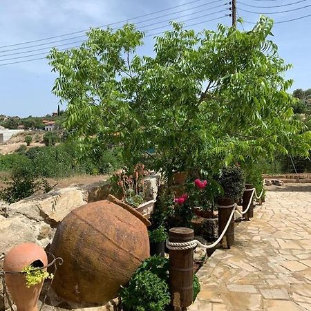 Lofou Traditional House 外观 照片
